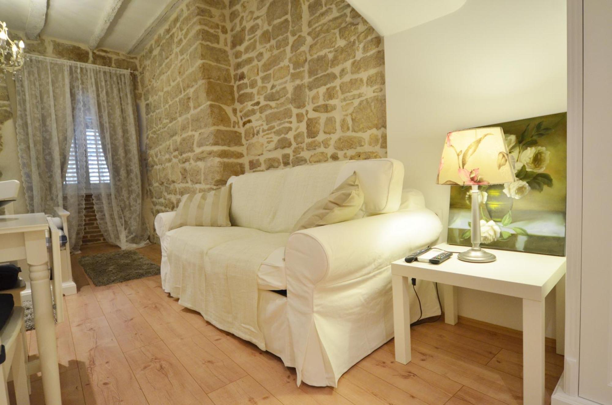 Studios Villa Rossella 4 Rovigno Esterno foto